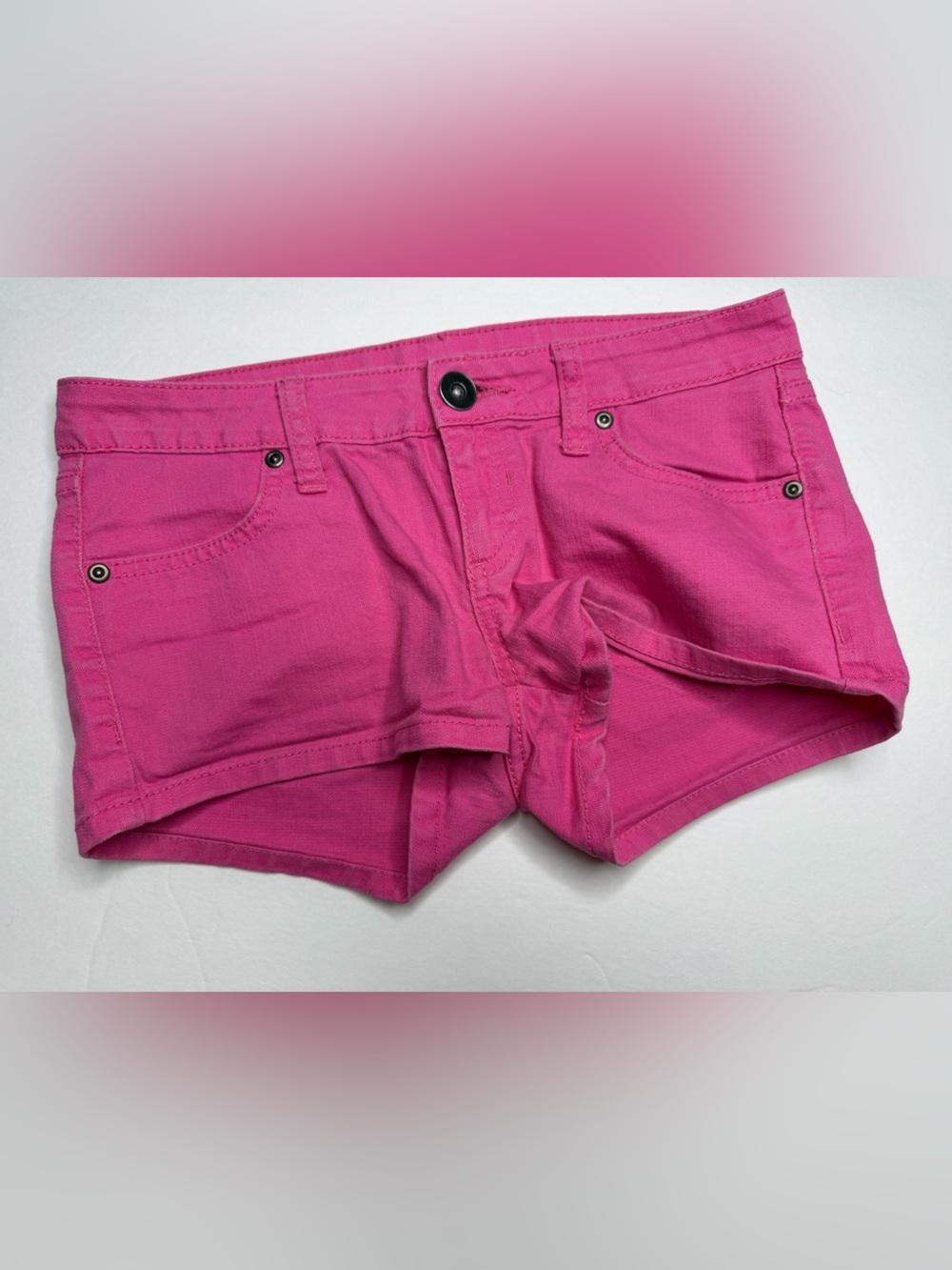 City Streets Pink Denim Shorts – Size 1